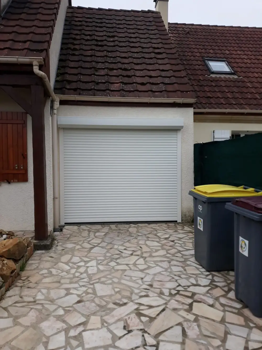 porte blanche enroulable