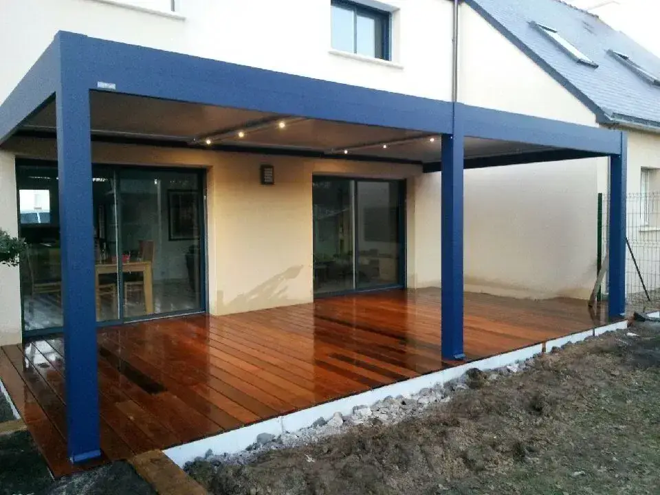 pergola bleue