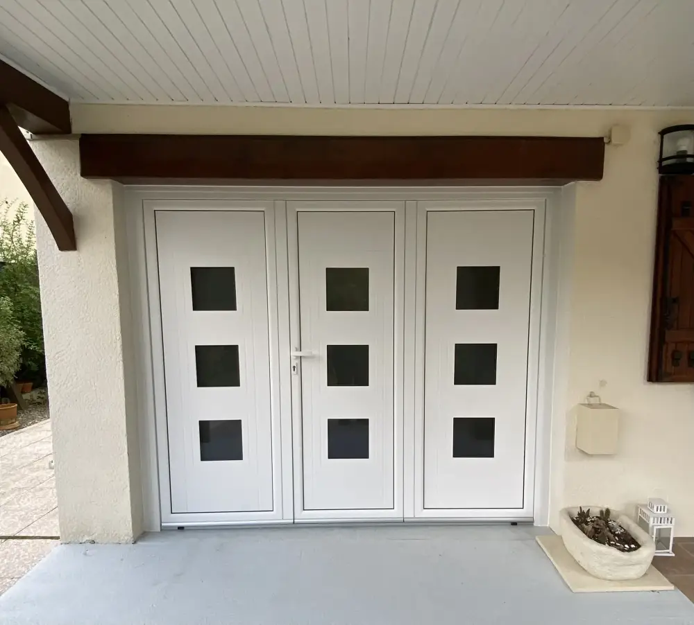 Faa menuiseries- porte de garage 3 vantaux 9016