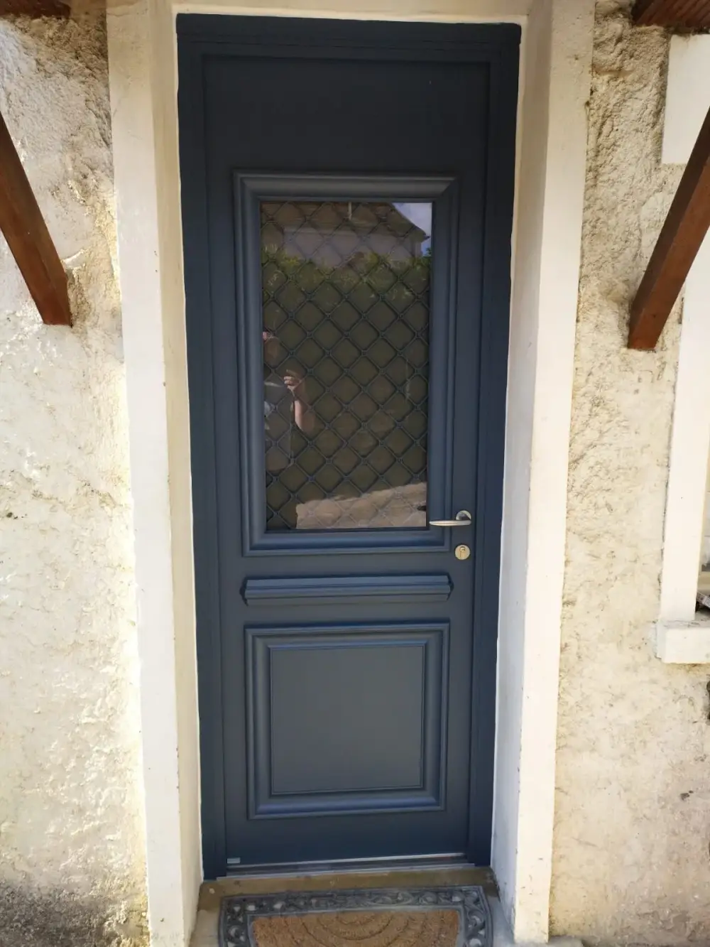 faa menuiseries-porte d'entrée 7016