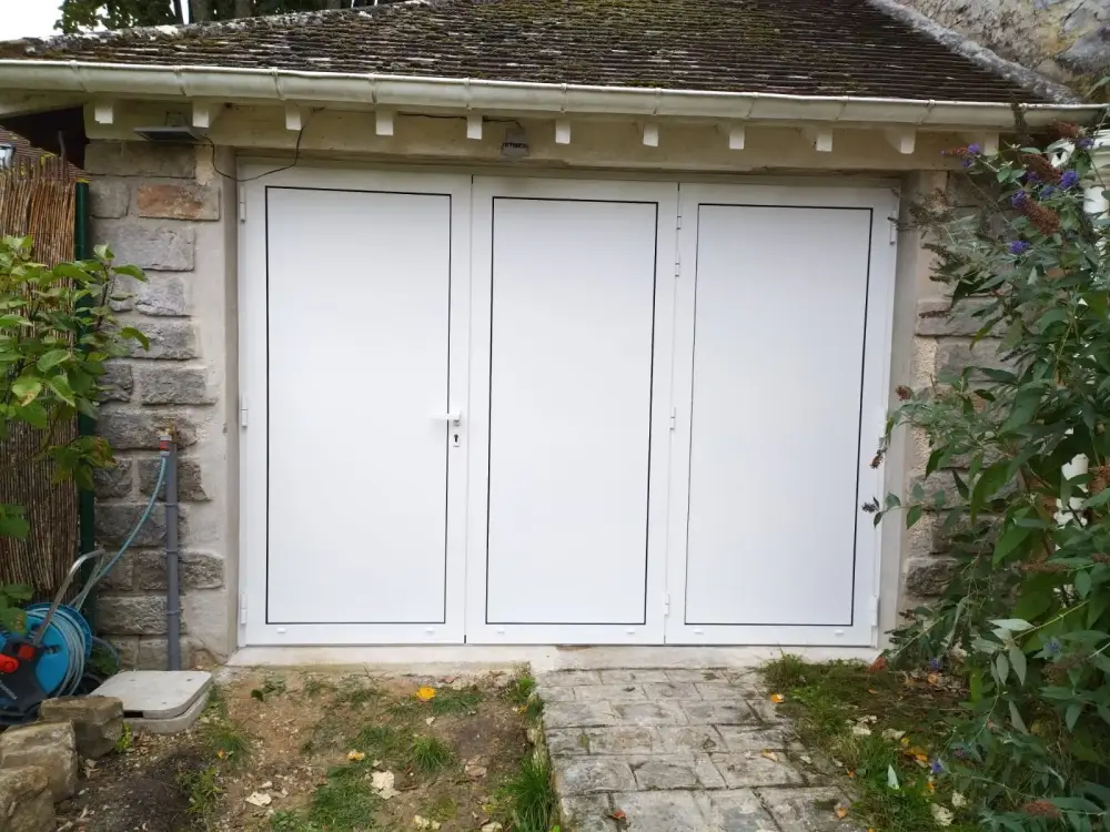 Faa Menuiseries - Porte de garage en ALU