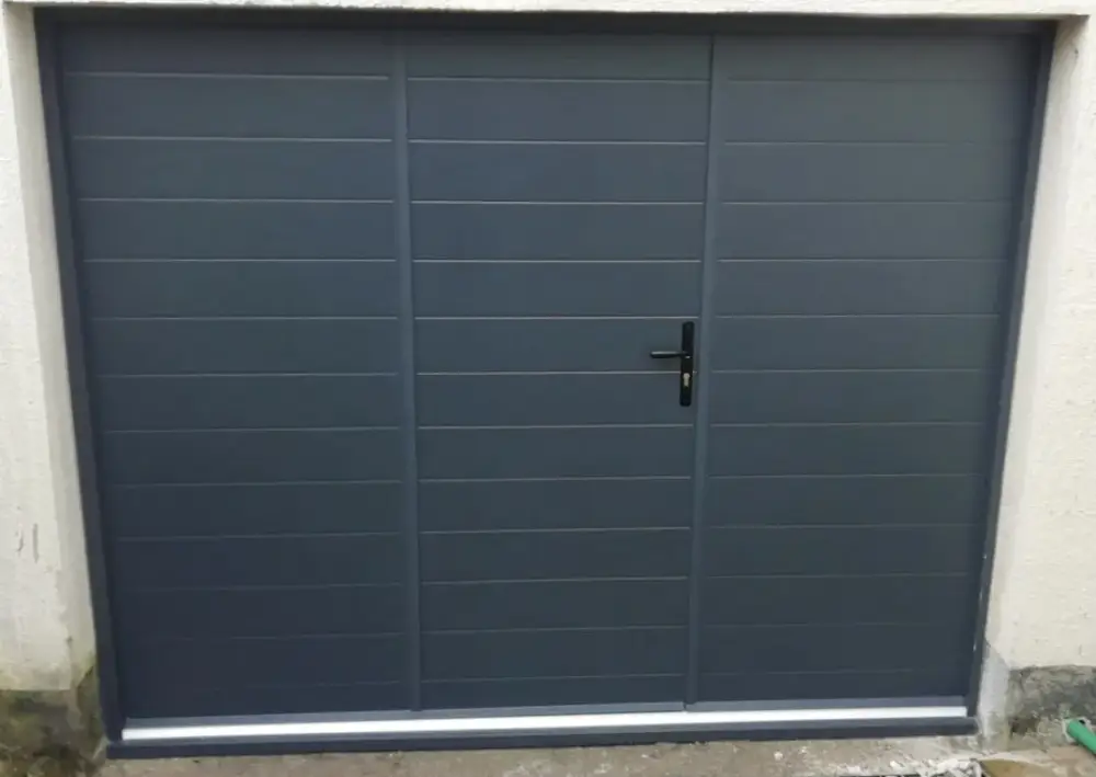 Faa Menuiseries - Porte de garage 3 vantaux en ALU