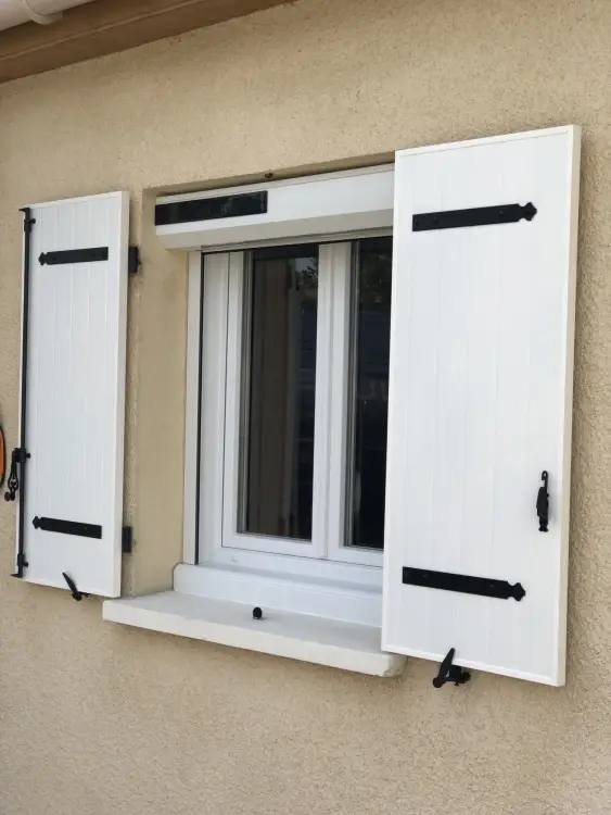 Faa menuiseries Volet roulant Solaire pan coupé (3)