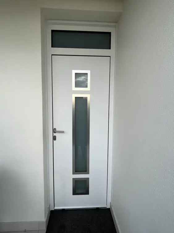 Porte d'entrée en aluminium modèle SANTO ANTAO